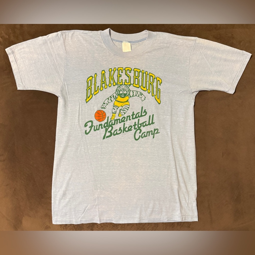 Vintage 80’s Single Stitch Blakesburg Basketball Camp Light Blue Mascot Tee L